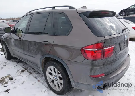 2013 BMW X5 xDrive35I/xDrive35I Premium/xDrive35I Sport Activity from USA, damaged, VIN 5UXZV4C50D0B04633